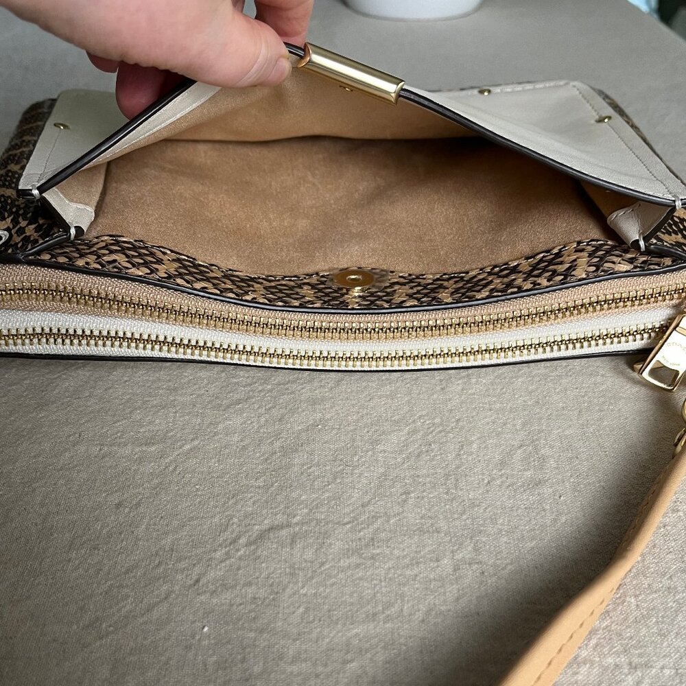 Coach RARE Snake Pattern With BRASS Hardware - Picture 6 of 16